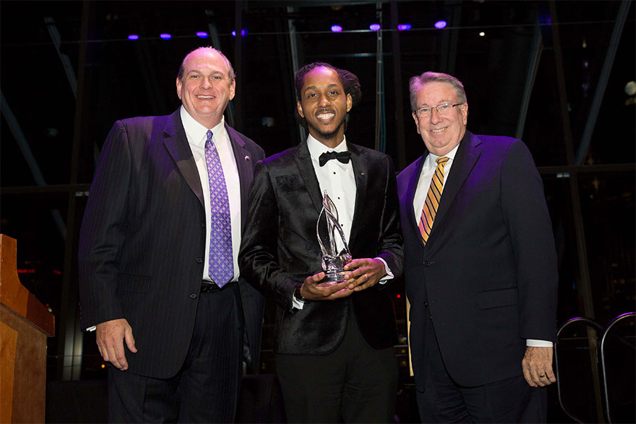 L to R: Phil Ellenburg, MarQo Patton and President Randy Lowry at the Lipscomb Honors event in 2018