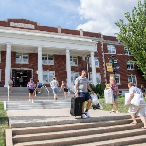 Parents helping incoming Lipscomb students move into their dorms on Move-In Day