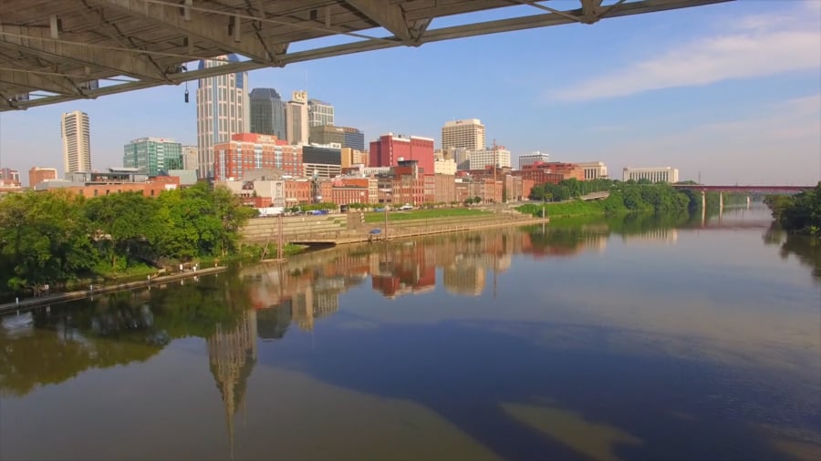 Nashville (downtown Cumberland River) view