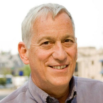 Walter Isaacson headshot