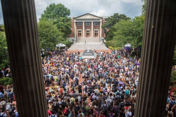 Students gathered in the courtyard to pray