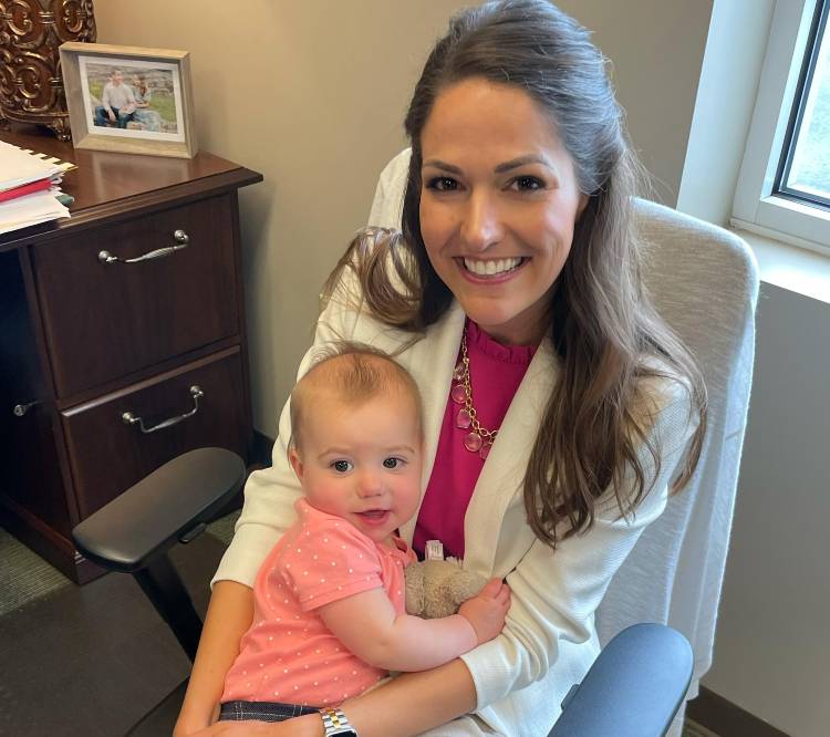 Amy New with daughter Sadie Belle