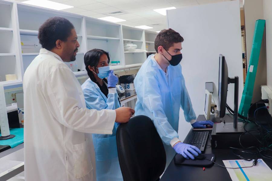 Seth Meyer in the research lab