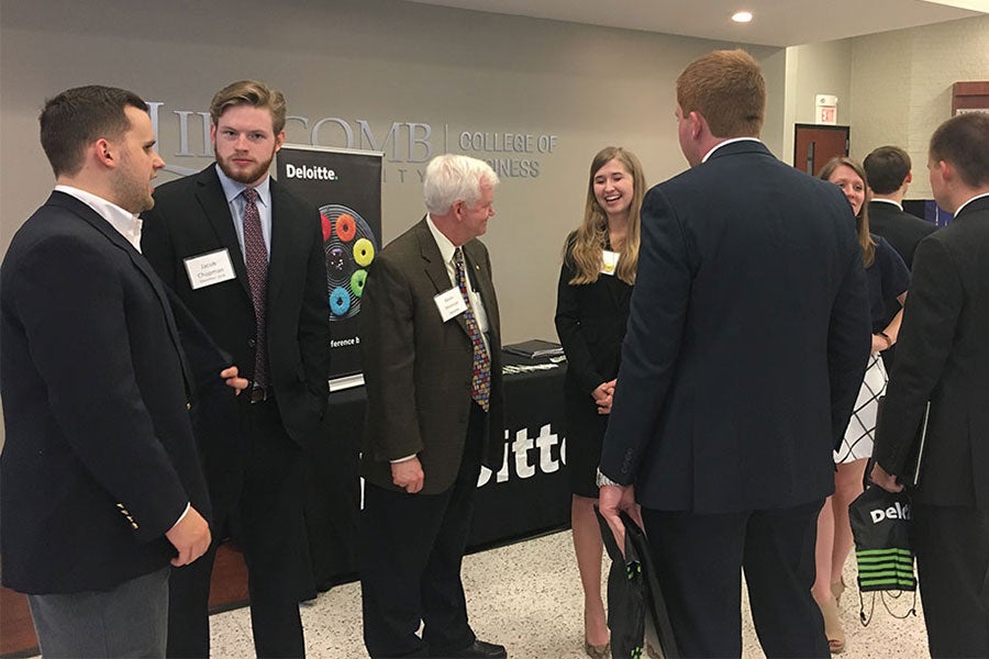 College of Business alumni gather in Swang Lobby