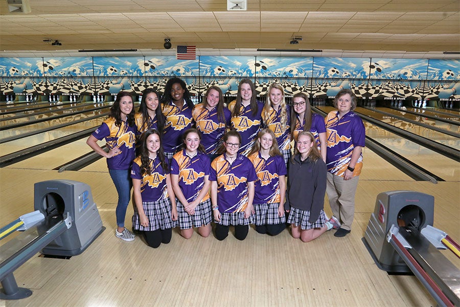 Girls Varsity Bowling Team