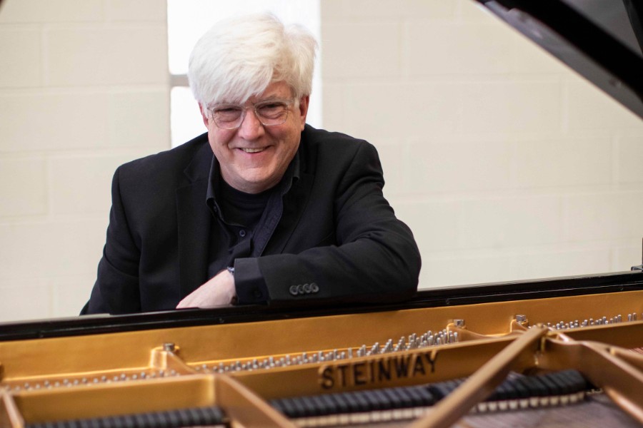 Jerome Reed at the piano