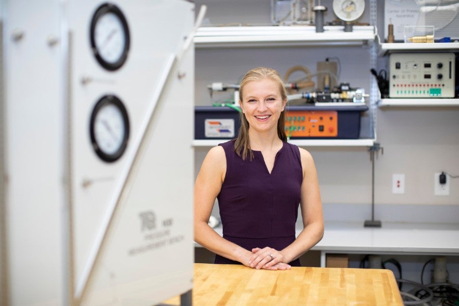 Kirsten Dodson in Lipscomb engineering lab