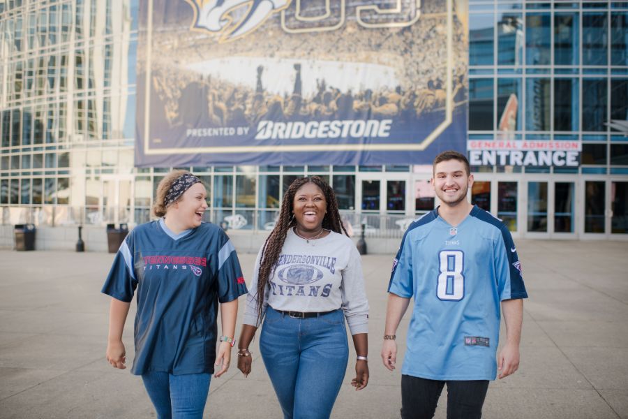 People in Nashville walking