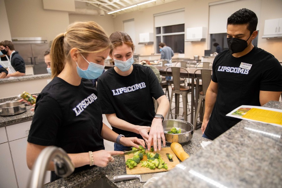 health science students cooking during the course