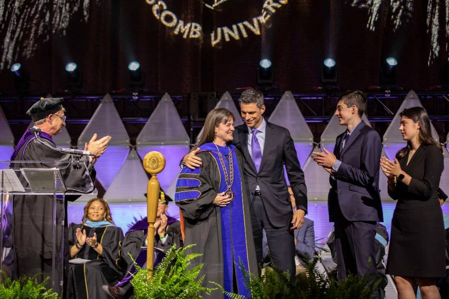 Inauguration stage guests