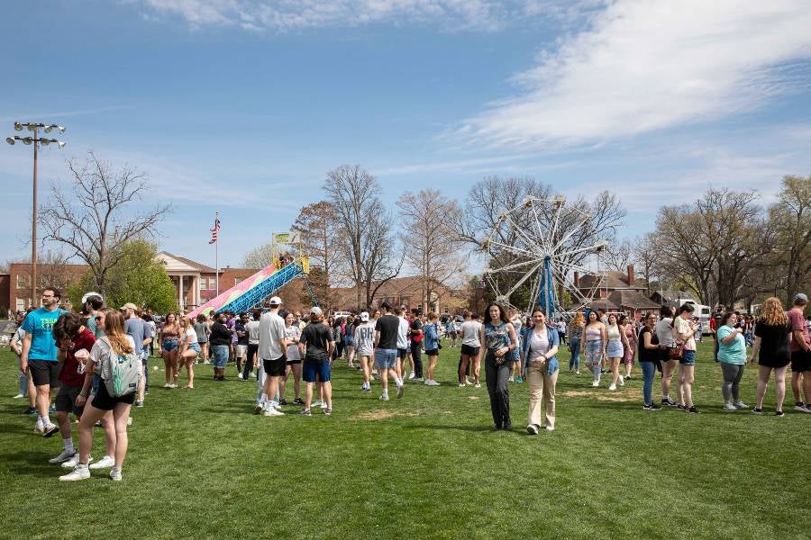 Students at the Lipscomb carnival