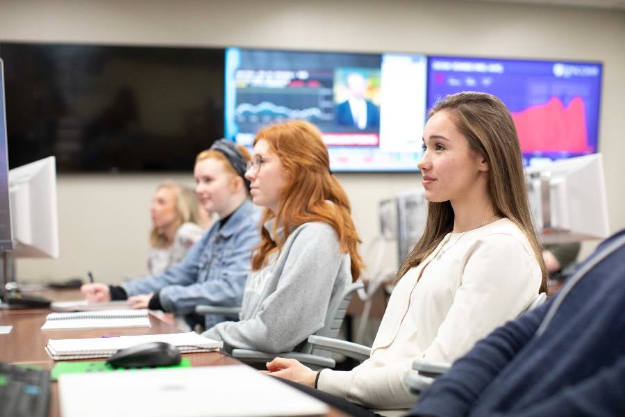 students in finance lab