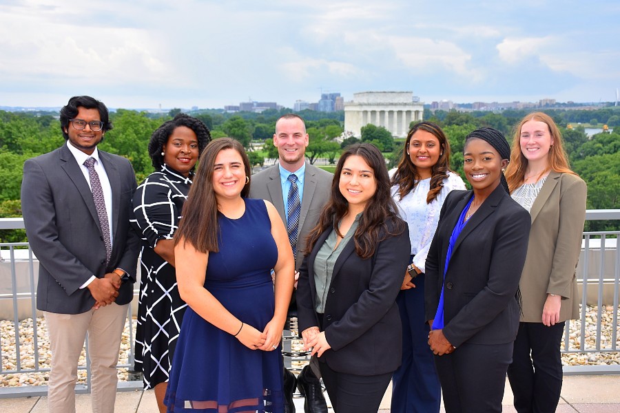 Esther Boadi in D.C. with other 2023 APhA residents.