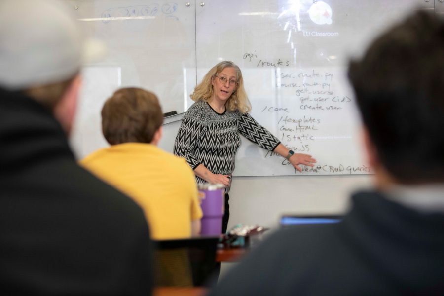 Professor Susan Hammond teaching in Software Studio course
