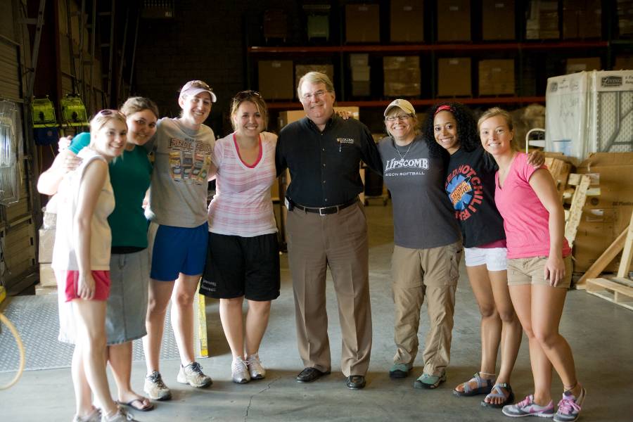 Group of students with retired professor Randy Steger