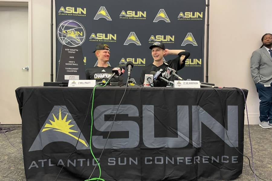 Will Pruitt and Joe Anderson at post-game press conference.
