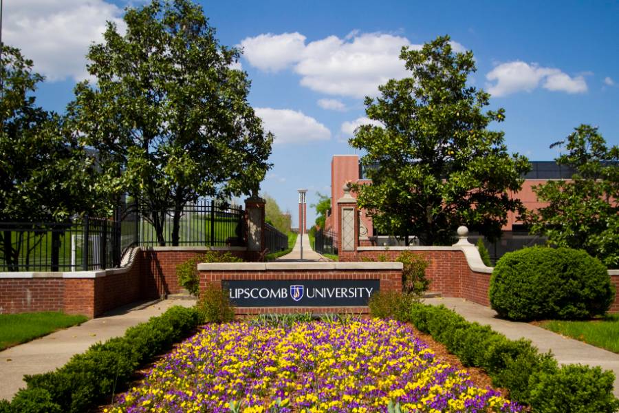 Entrance to Lipscomb University campus with Bell Tower in the background