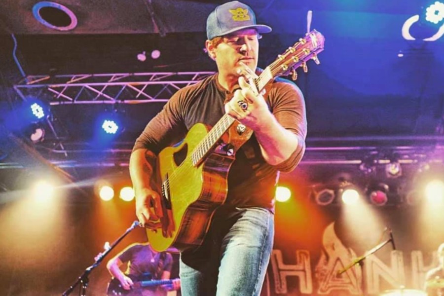 Jerrod Niemann in concert