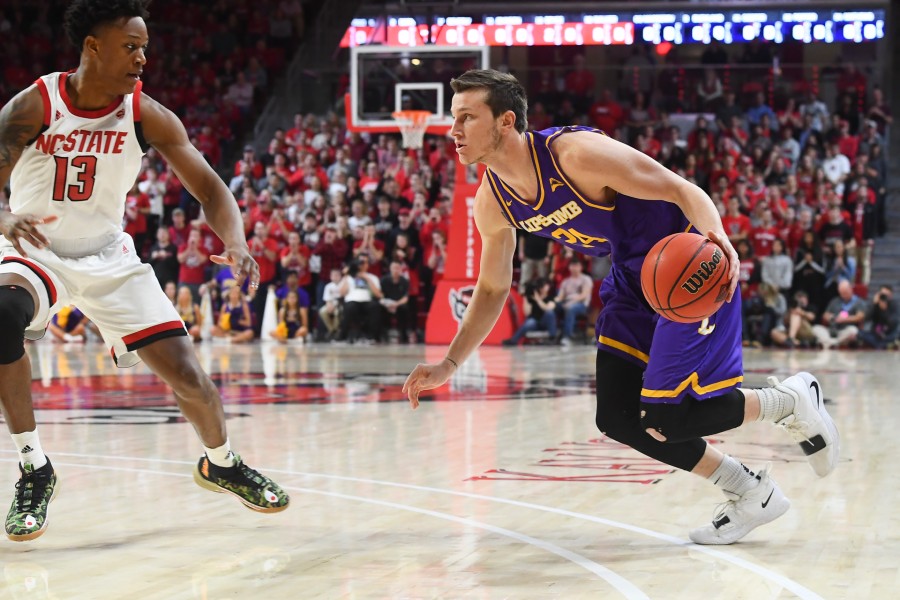 Garrison Mathews playing against N.C. State 