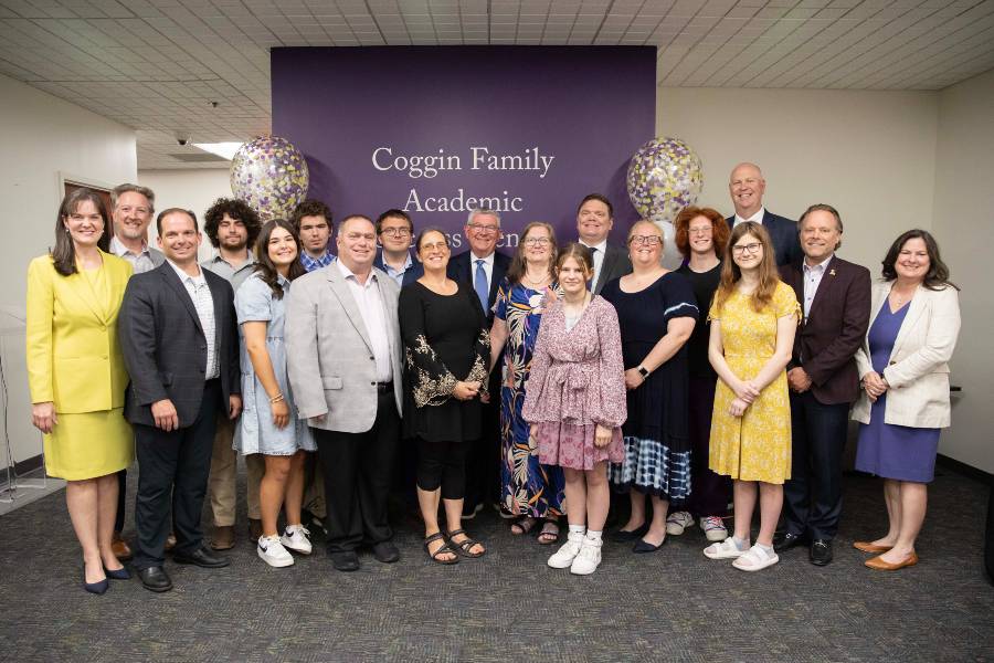 Coggin family makes investment to endow Academic Success Center