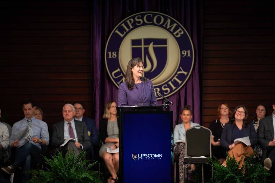 President McQueen speaking to the faculty and staff assembly.