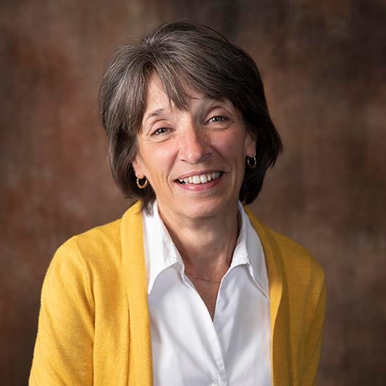Teresa Maxwell headshot