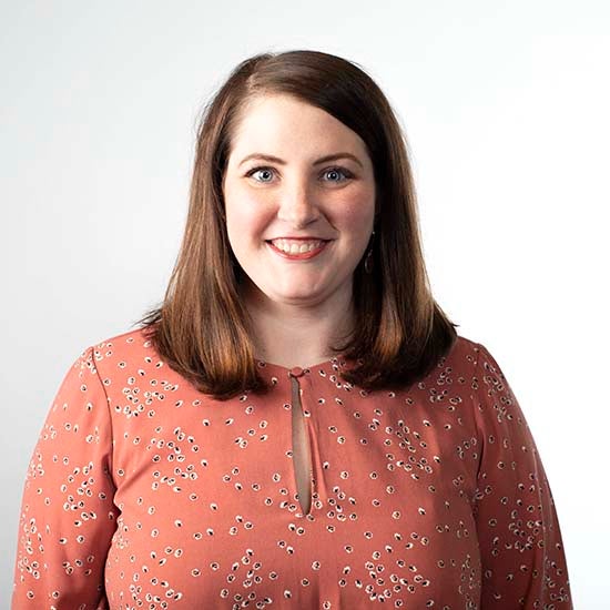 Caroline Mullins Headshot