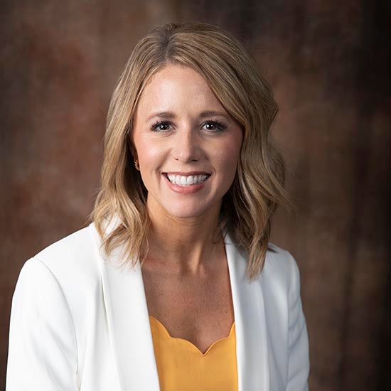 Lyndsie North headshot