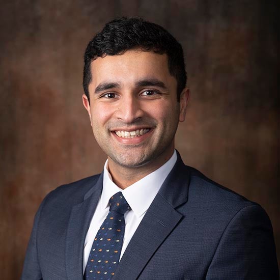 Muzammel Rizvi headshot