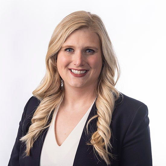 Amanda Martin headshot