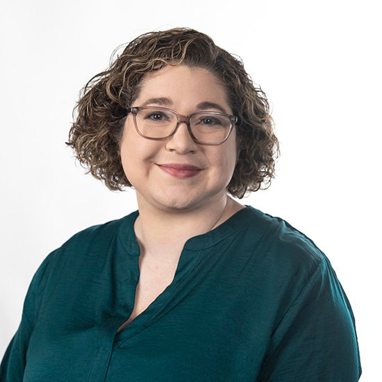 Kari Smith headshot