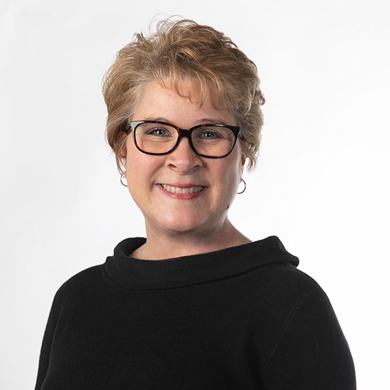 Laurie Sain headshot