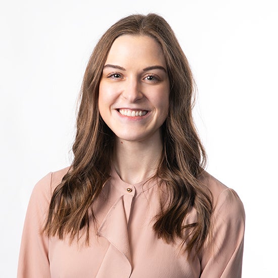 Maddie Alden headshot
