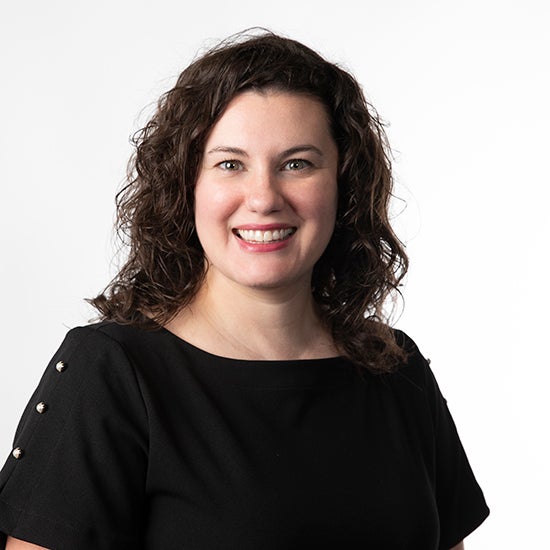 Kelli Garrett headshot