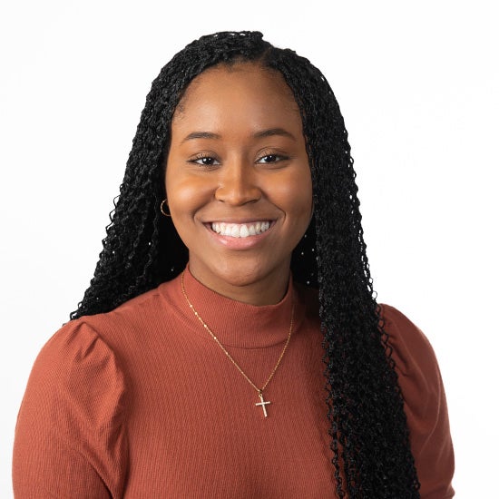 Alexis Cole headshot