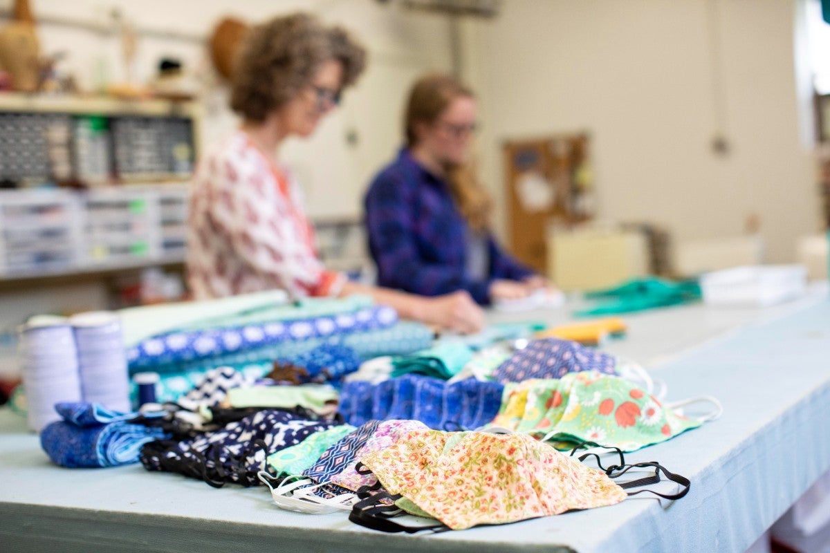 Lipscomb faculty sewing face masks