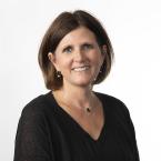 Shelli Walker headshot