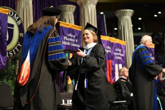 News Lipscomb graduate Hollie Wilson receives her diploma