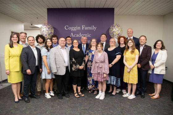 Coggin Family with Lipscomb administrators.
